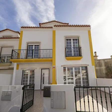Atlantic Coast Retreat Вилла
