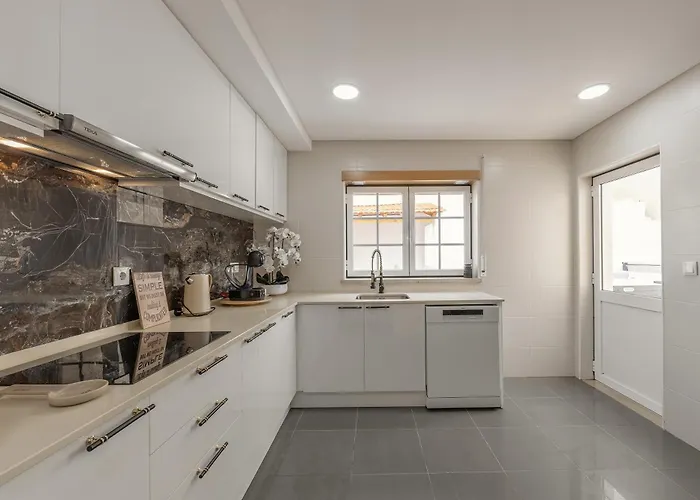 Atlantic Coast Retreat Вилла
